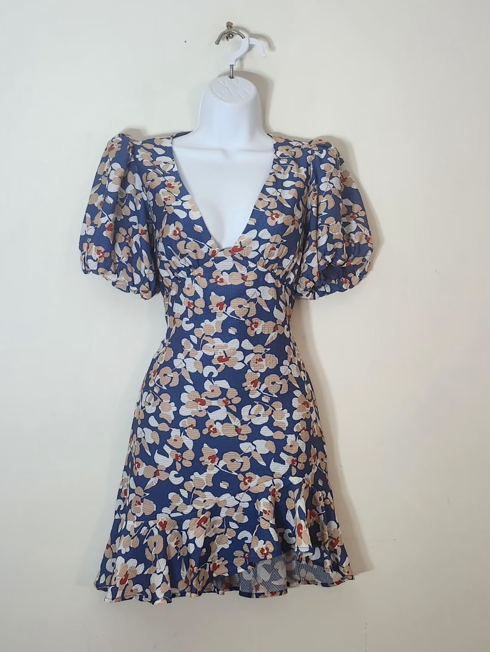 ASTR the Label Floral Puff Sleeve Cutout Mini Dress – Women’s Size S Blue/Mult